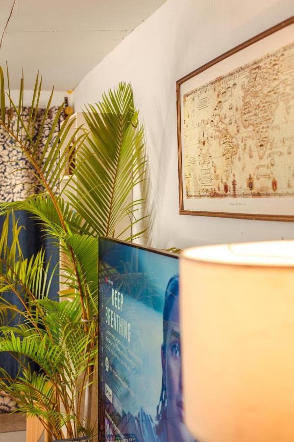 Palm Springs Bed & Breakfast Bed & Breakfast Limbe Exterior foto